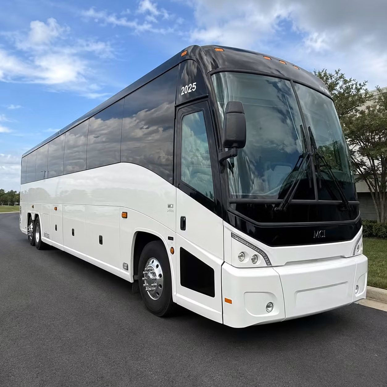 pnc music pavilion coastal credit union music park concert shuttles