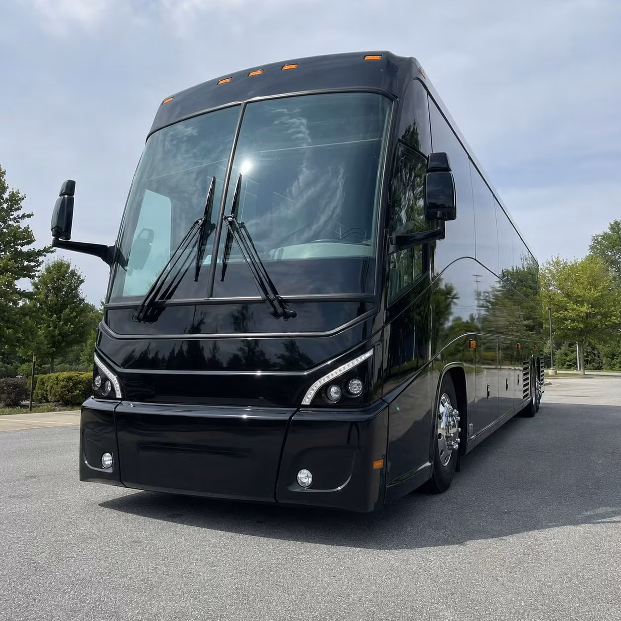raleigh employee shuttle buses with the amenities your team expects