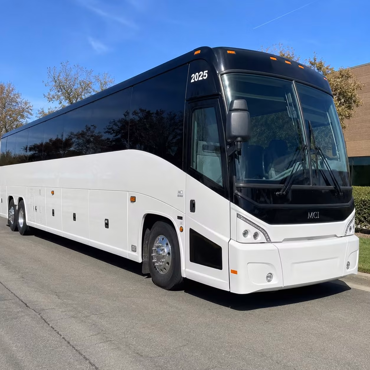 red hat amphitheater concert bus rentals in downtown raleigh